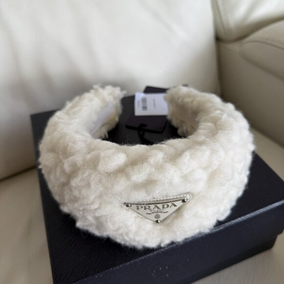 NWT PRADA SHEARLING HAIRBAND HEADBAND WHITE 100% Authentic W/box - Picture 2 of 11